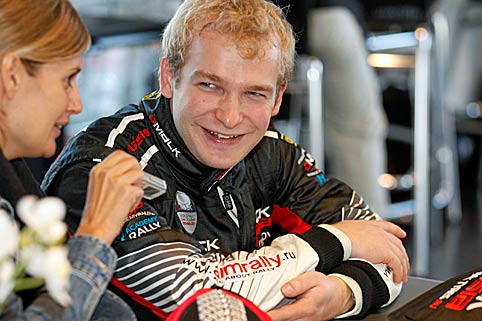 Novikov und Neuville kommen