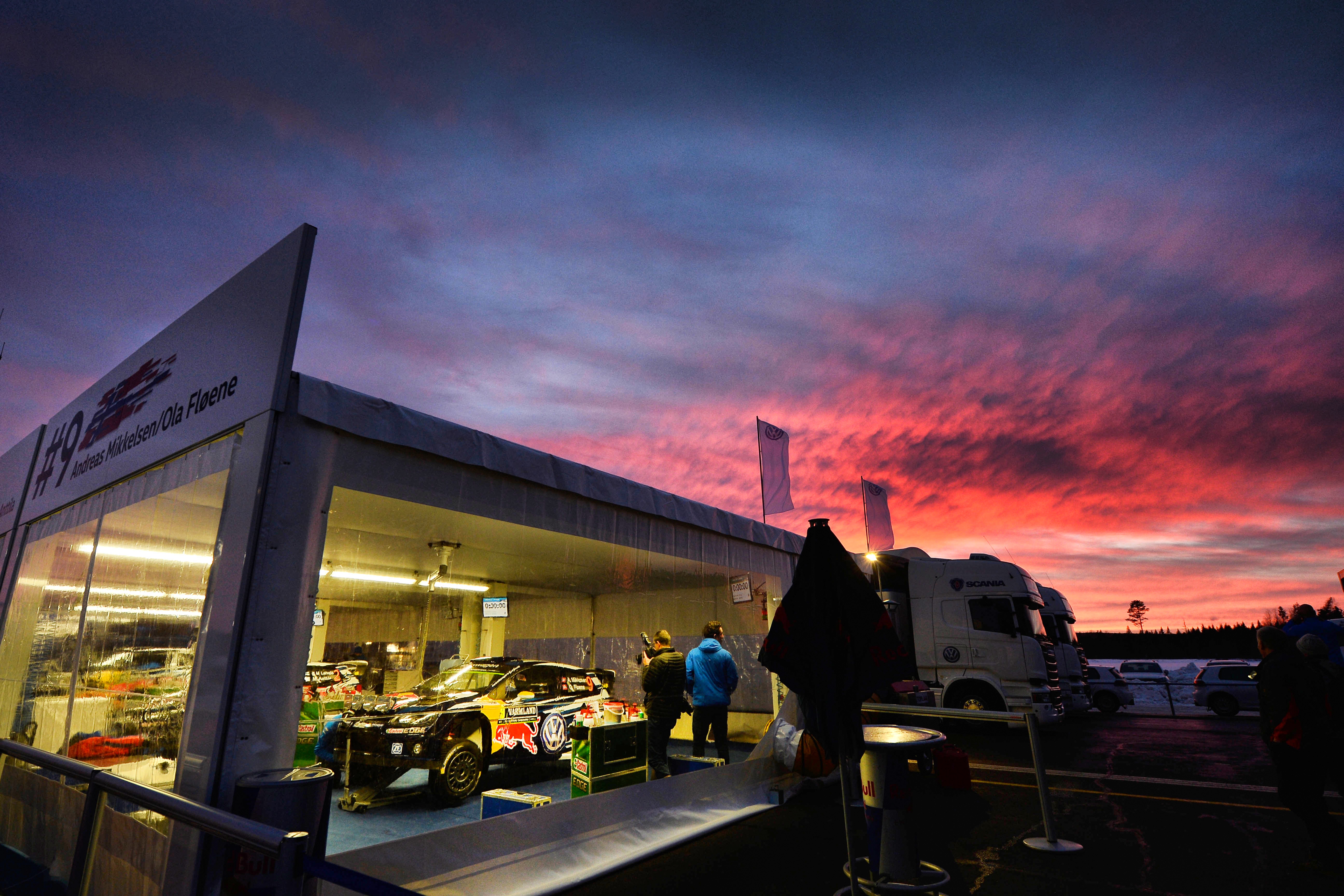 Olsson: „Wir müssen die Rallye durchziehen“