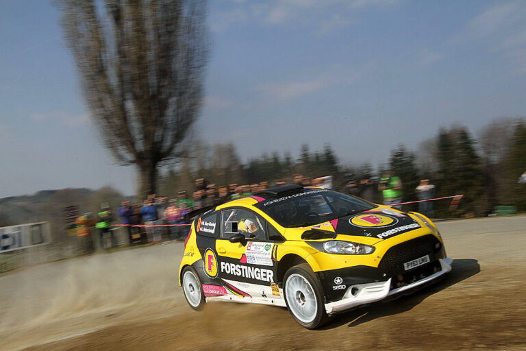 Drei WRC, 11 R5-Boliden und Nennrekord im Rebenland