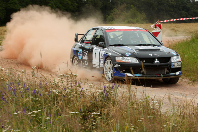Frank Färber gewinnt die Rallye Rund um Losheim