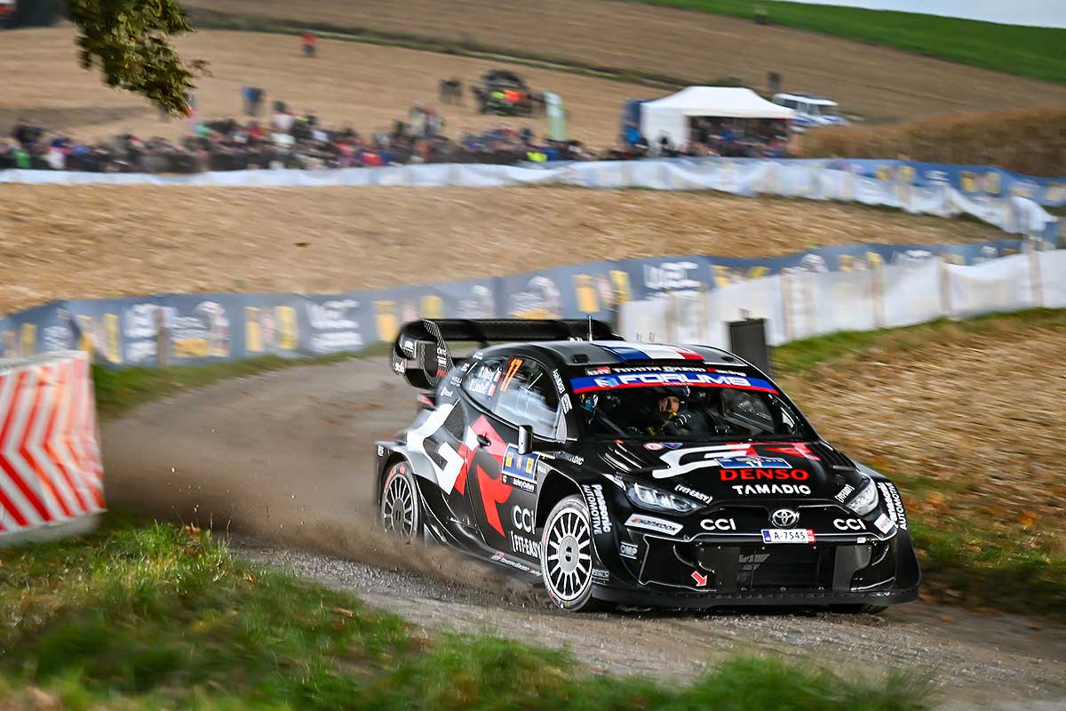 Central European Rally: Ogier übernimmt die Führung