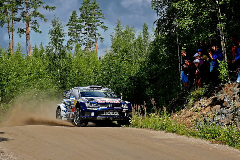 Ogier setzt neuen Ouninpohja-Rekord