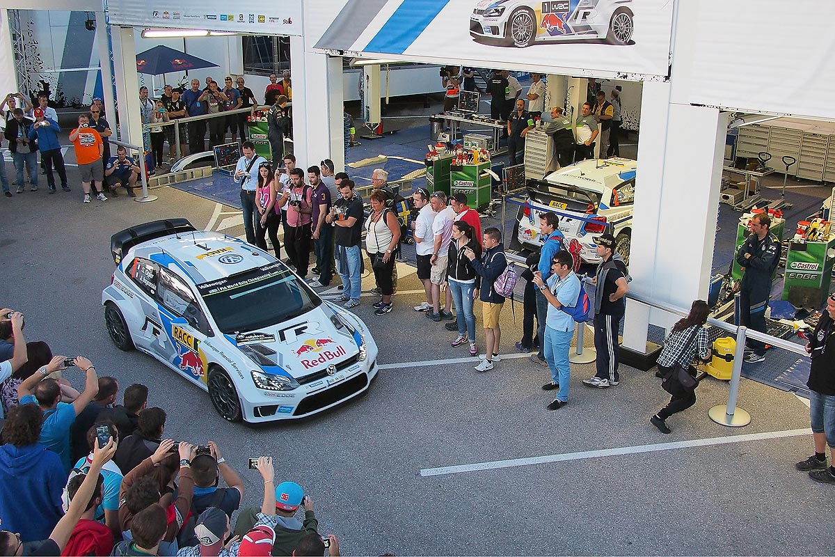 Latvala wehrt sich – Ogier souverän