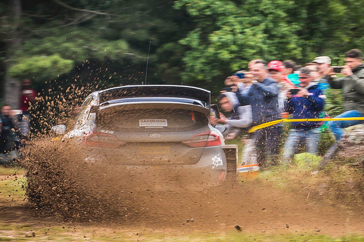 Rallye Sardinien nach WP9: Ogier nach turbulenter Schleife vorn