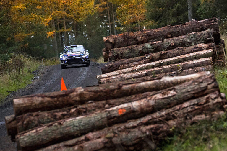 Wales nach WP16: Ogier zieht davon
