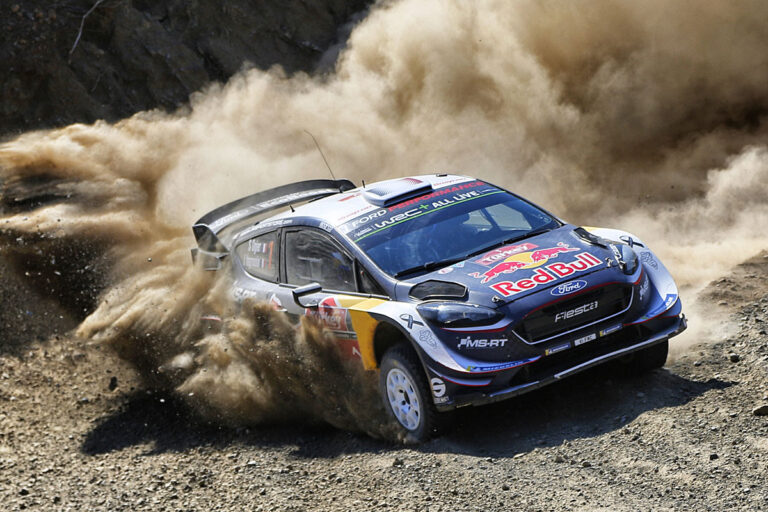 Ogier muss vor Neuville und Tänak bleiben