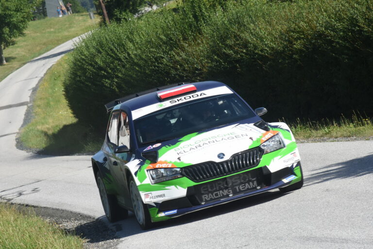 Simon Wagner hat den Sieg vor Augen