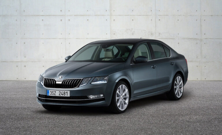 Skoda Octavia bekommt „Vier Augen“-Gesicht