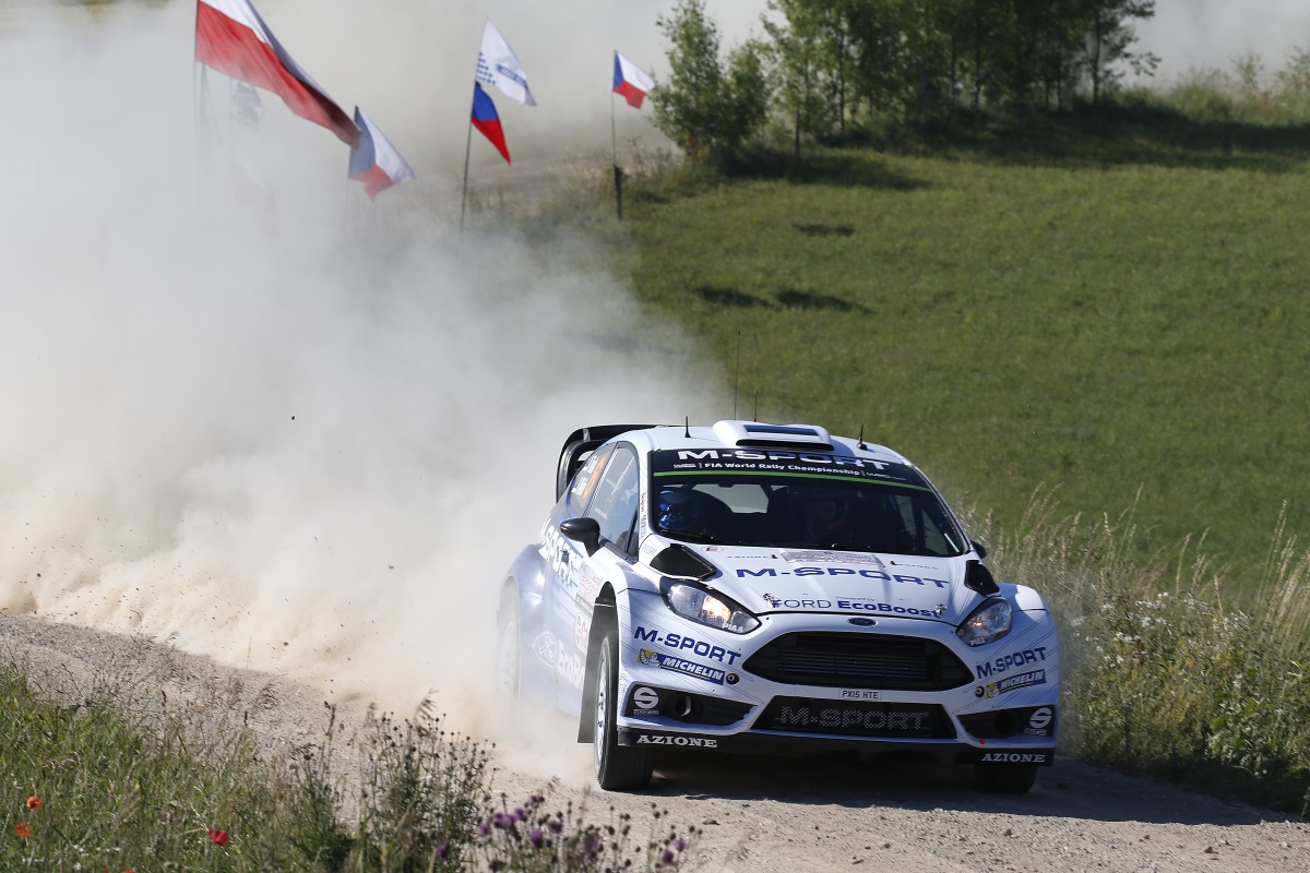 Tänak geht in Führung