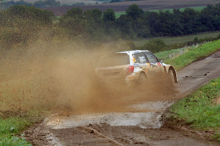Teemu Suninen gewinnt Litermont-Rallye