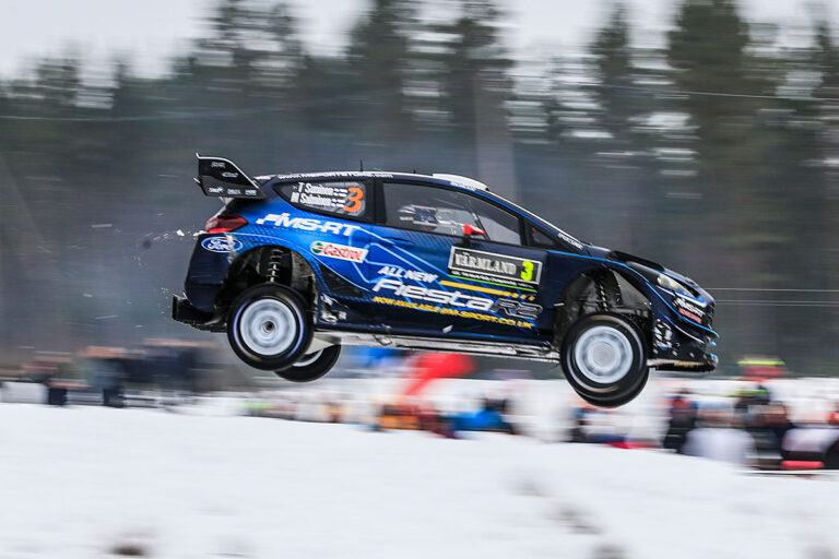 Suninen mit heftigem Einschlag – Ogier hilft Lappi