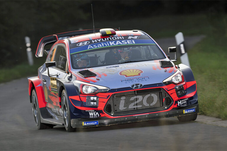 Hyundai schickt Neuville zur Rallylegend