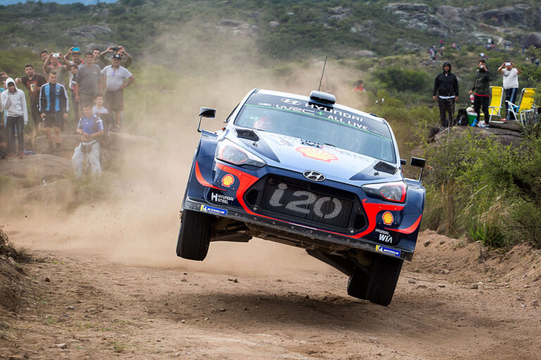 Argentinien nach WP1: Neuville übernimmt die Führung