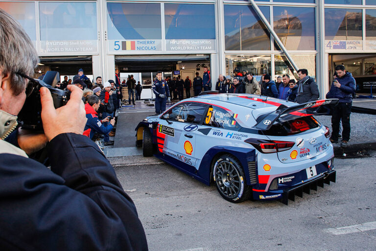 Rallye Monte Carlo: Neuville setzt sich ab – Ogier patzt