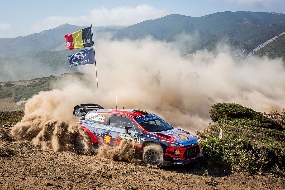 Strafzettel für Thierry Neuville