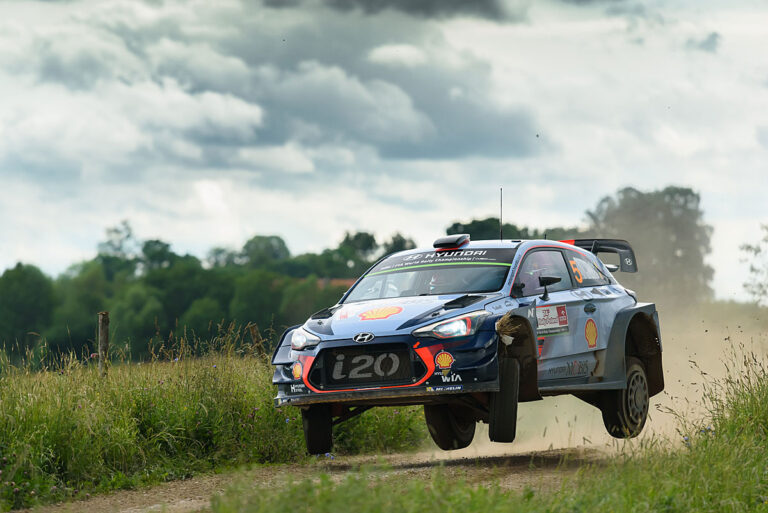 Thierry Neuville gewinnt Rallye Polen