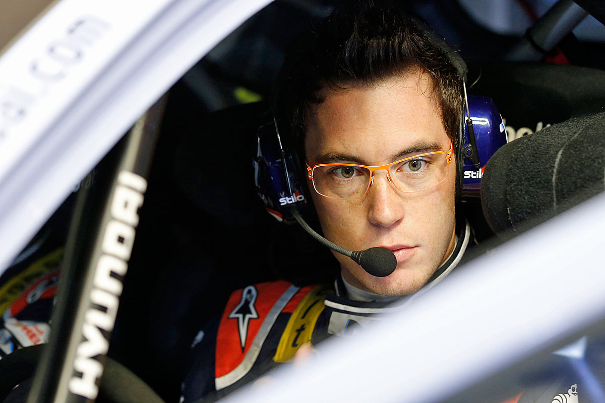 WM 2016: Neuville schafft Klarheit