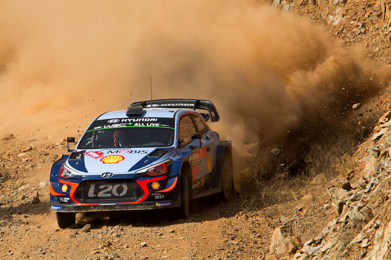 Neuville setzt Bestzeit im Shakedown der Rallye Türkei