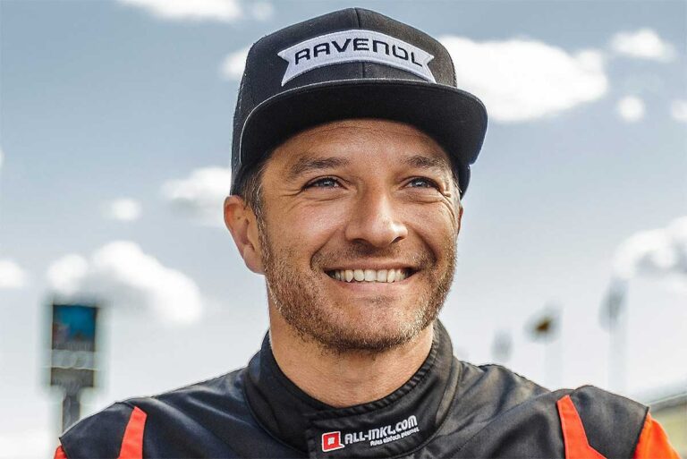 Timo Scheider startet im Elektro-Corsa