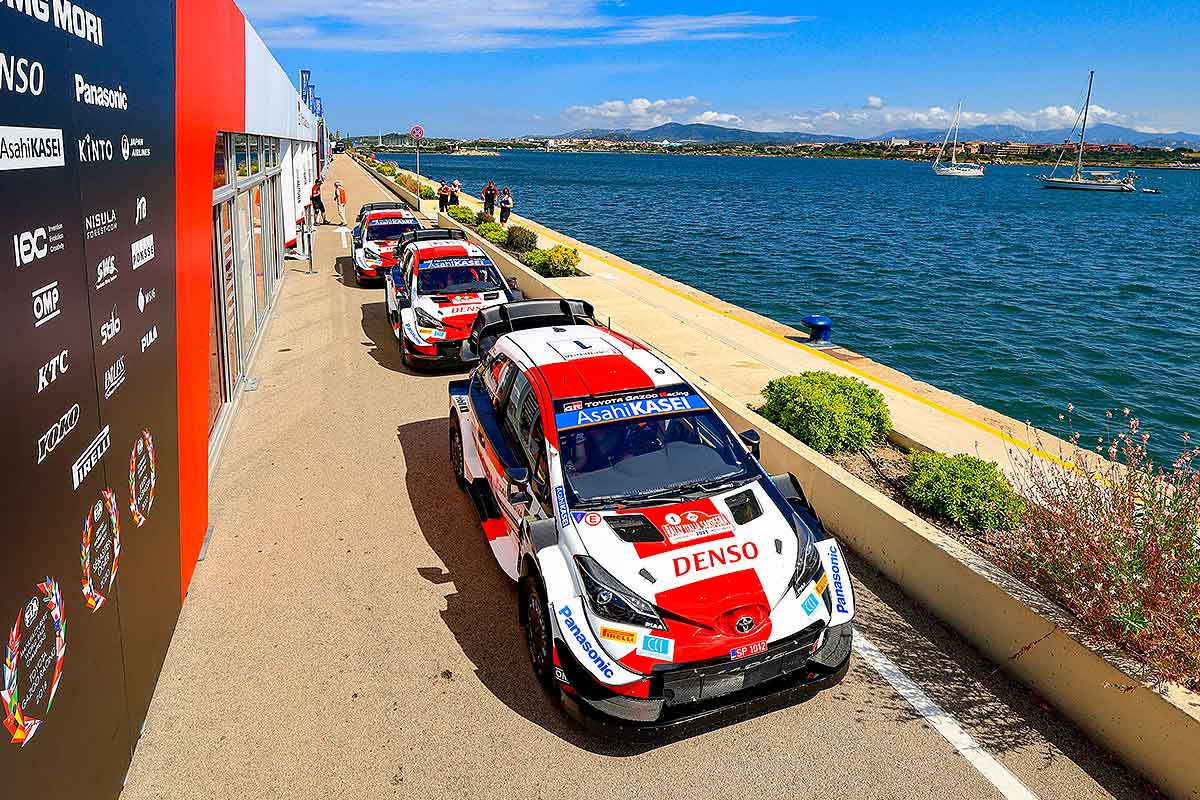 Wer teilt sich das Auto mit Sebastien Ogier?