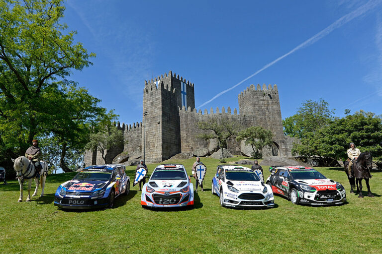 VW-Dreifachführung in Portugal