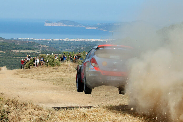 Sardinien: Sordo im Shakedown vorn