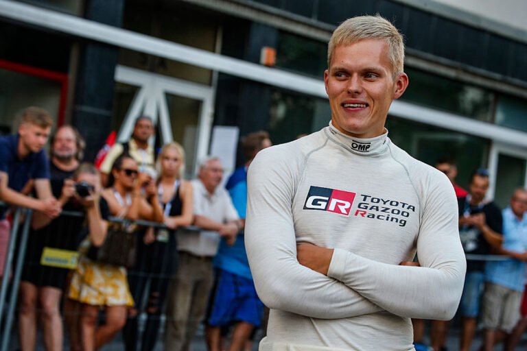 Rallye Finnland nach WP15: Tänak zieht davon