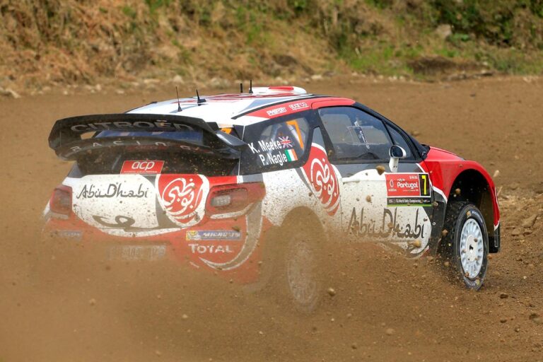 Portugal: Meeke bestimmt das Tempo, Latvala fällt weit zurück