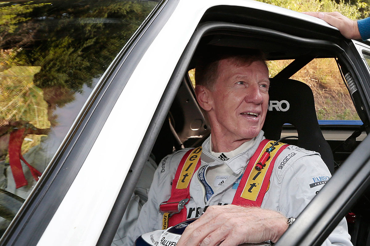 Röhrl stärkt Ogier den Rücken