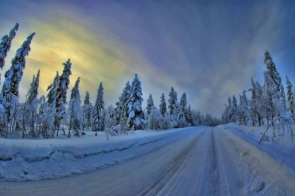 Arctic-Rallye: Grönholm hilft Mandel und Zenz