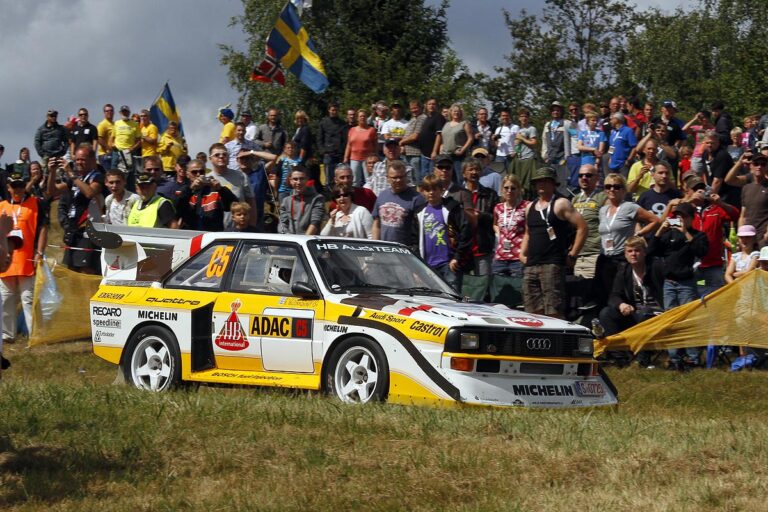 Panzerplatte: Fans treffen Champions