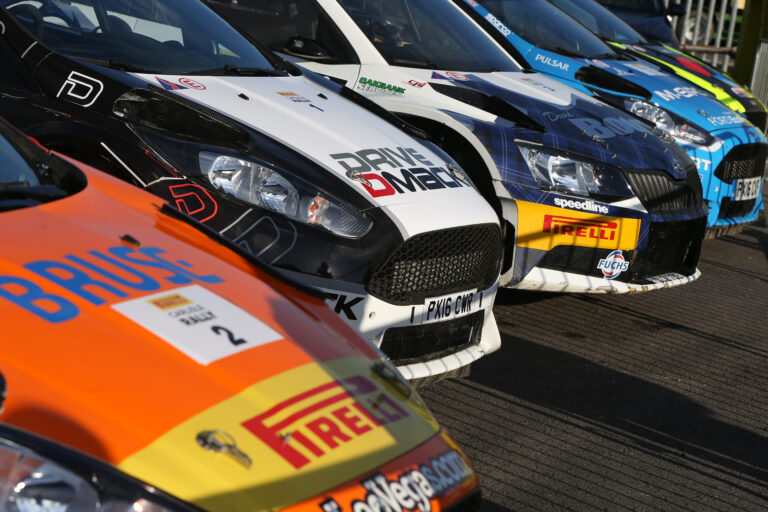 Britische Meisterschaft: Fünf Reifenhersteller im Wettbewerb