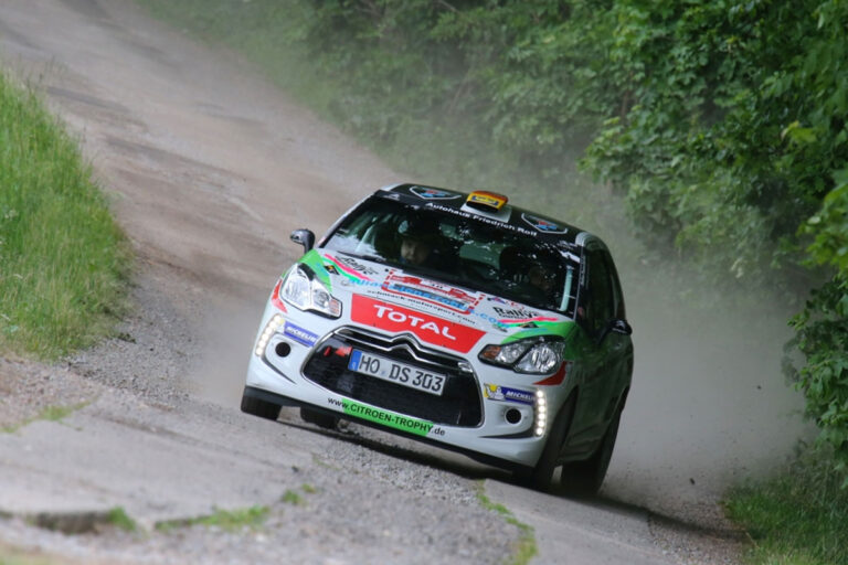 Citroën-Trophy: Kurvenlabyrinth mit Alpenpanorama