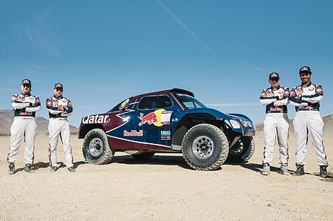 Al-Attiyah und Sainz zeigen Buggy