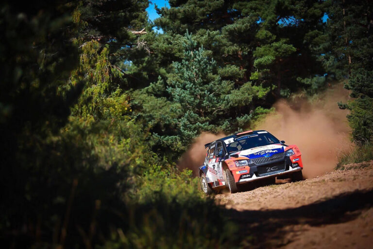 Michel übernimmt Führung vor Durbec