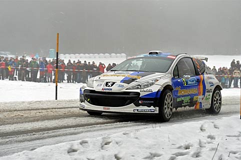 EM erneut auf Schnee und Eis