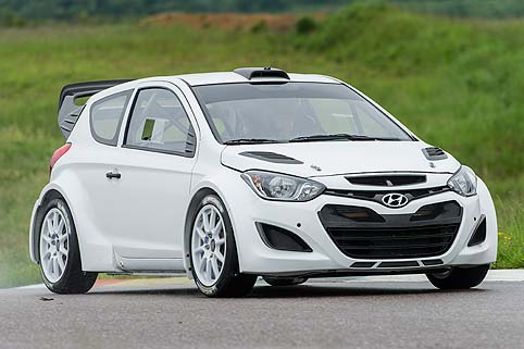 Panizzi als Hyundai-Testfahrer