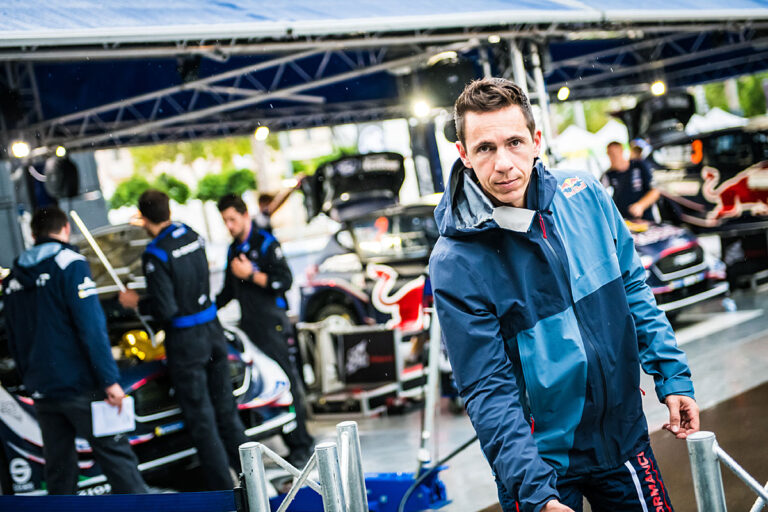 10.000 Euro Strafe – Teurer Fehler von Ogier-Beifahrer Ingrassia