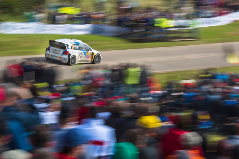 Latvala legt im Shakedown vor