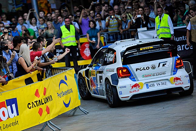 Sordo lässt Latvala den Vortritt – Neuville punktet