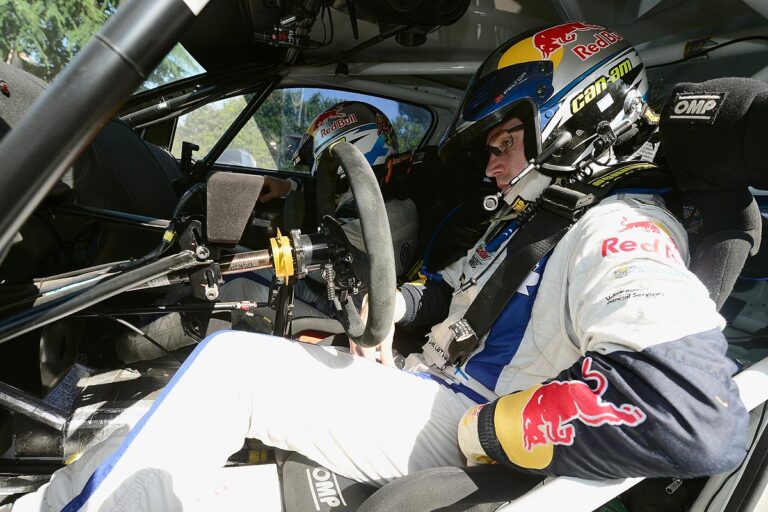 Latvala im Shakedown vorn
