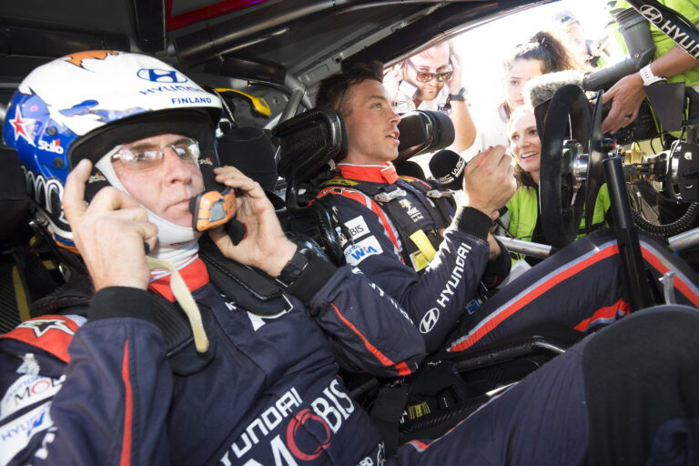 Paddon-Cockpit: Kennard steigt endgültig aus