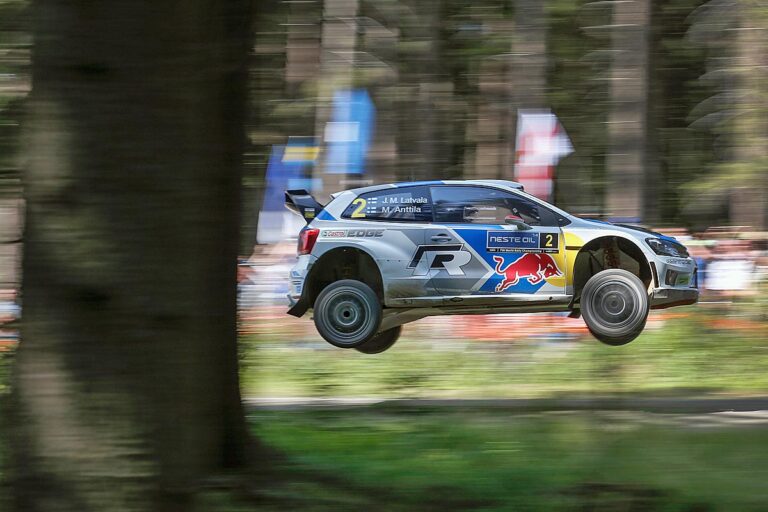 Latvala gewinnt Nervenkrimi
