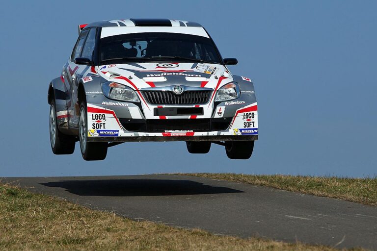 Wallenwein gewinnt Saarland-Pfalz-Rallye