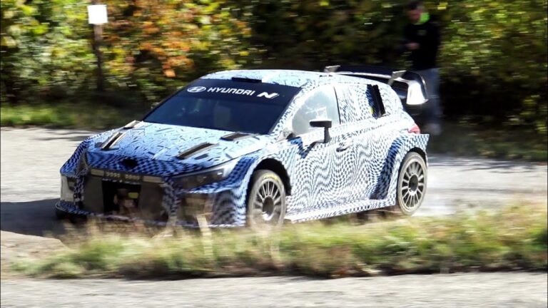 VIDEO: Hyundai i20 Rally1 Hybrid Test Italien