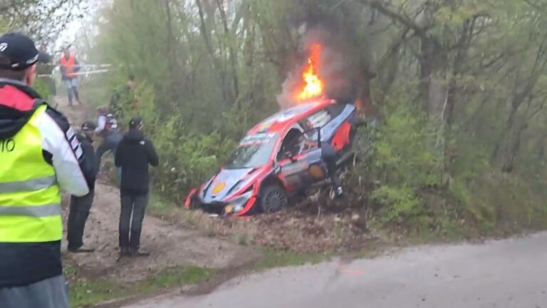 VIDEO: Crash Oliver Solberg