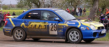 Niklas Birr und Michael Schwendy mit einem Subaru Impreza WRX als Vorrauswagen.