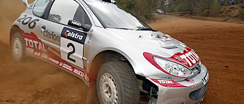 Shakedown: Peugeot vorn…