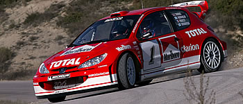 Peugeot präsentiert das neue Auto für die Saison 2003