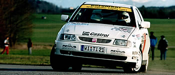 Thomas Hölzlhammer neuem Team und neuem Fahrzeug in die Saison 2003